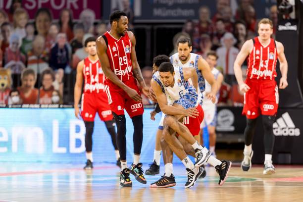 对球员的深 对球员的深